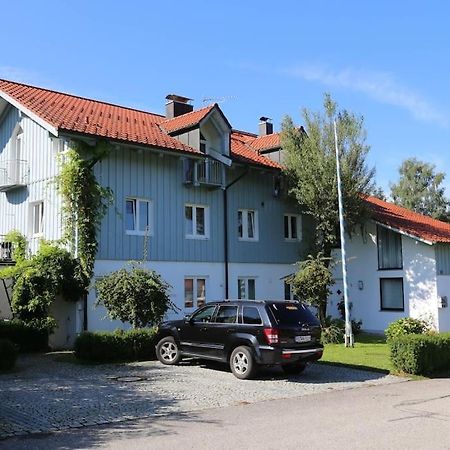 Ruhiges Garten-Studio Chiara Gstadt Laeufers Chiemsee Holiday Home غشتات أم كيمزي المظهر الخارجي الصورة